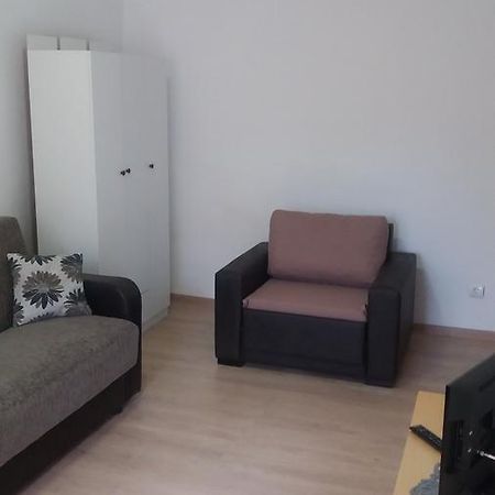 Studio Cora Apartamento Orşova Exterior foto